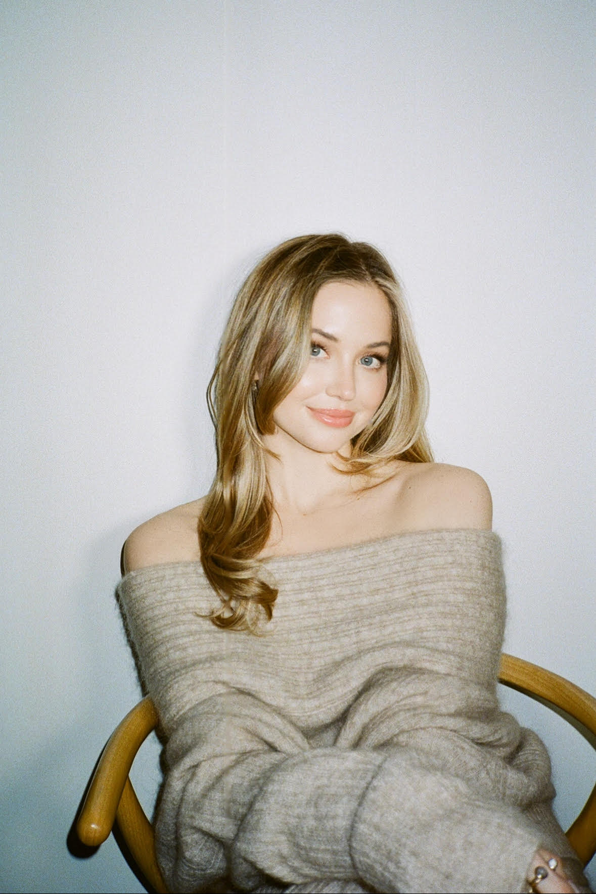 New York's Skin Queen, Elizabeth Grace Hand