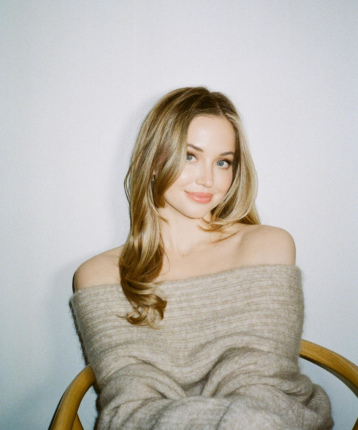 New York's Skin Queen, Elizabeth Grace Hand